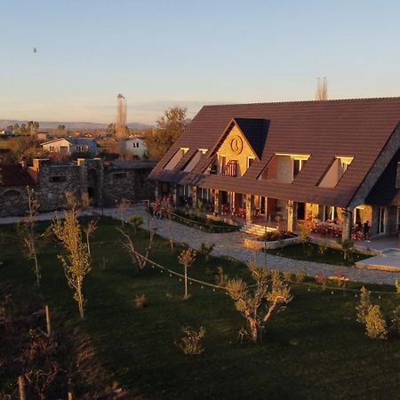 Lahuta E Vjeter Agroturizem Hotel Lac Kültér fotó