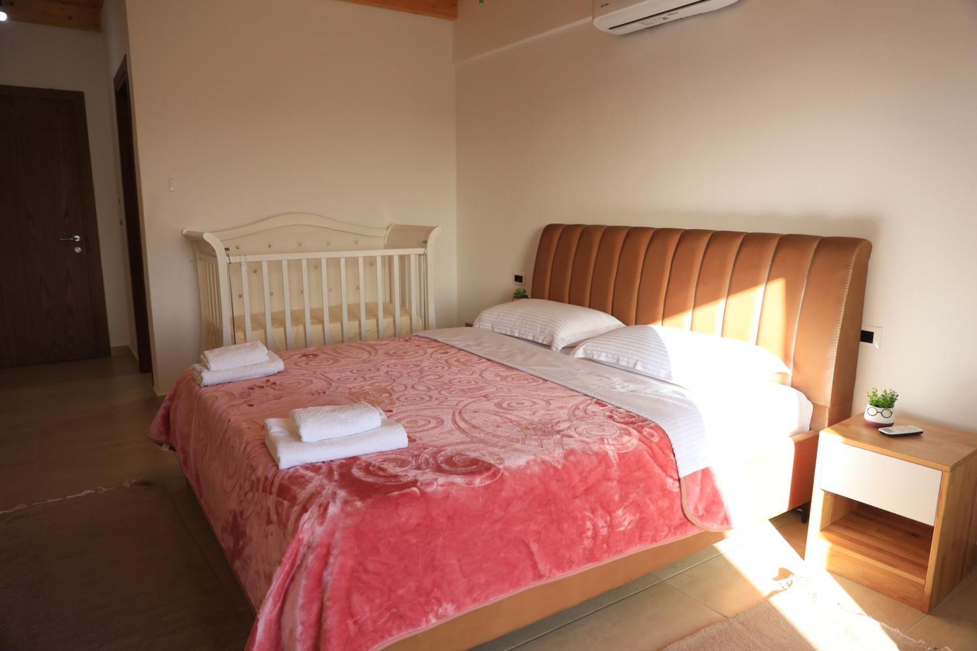 Lahuta E Vjeter Agroturizem Hotel Lac Kültér fotó