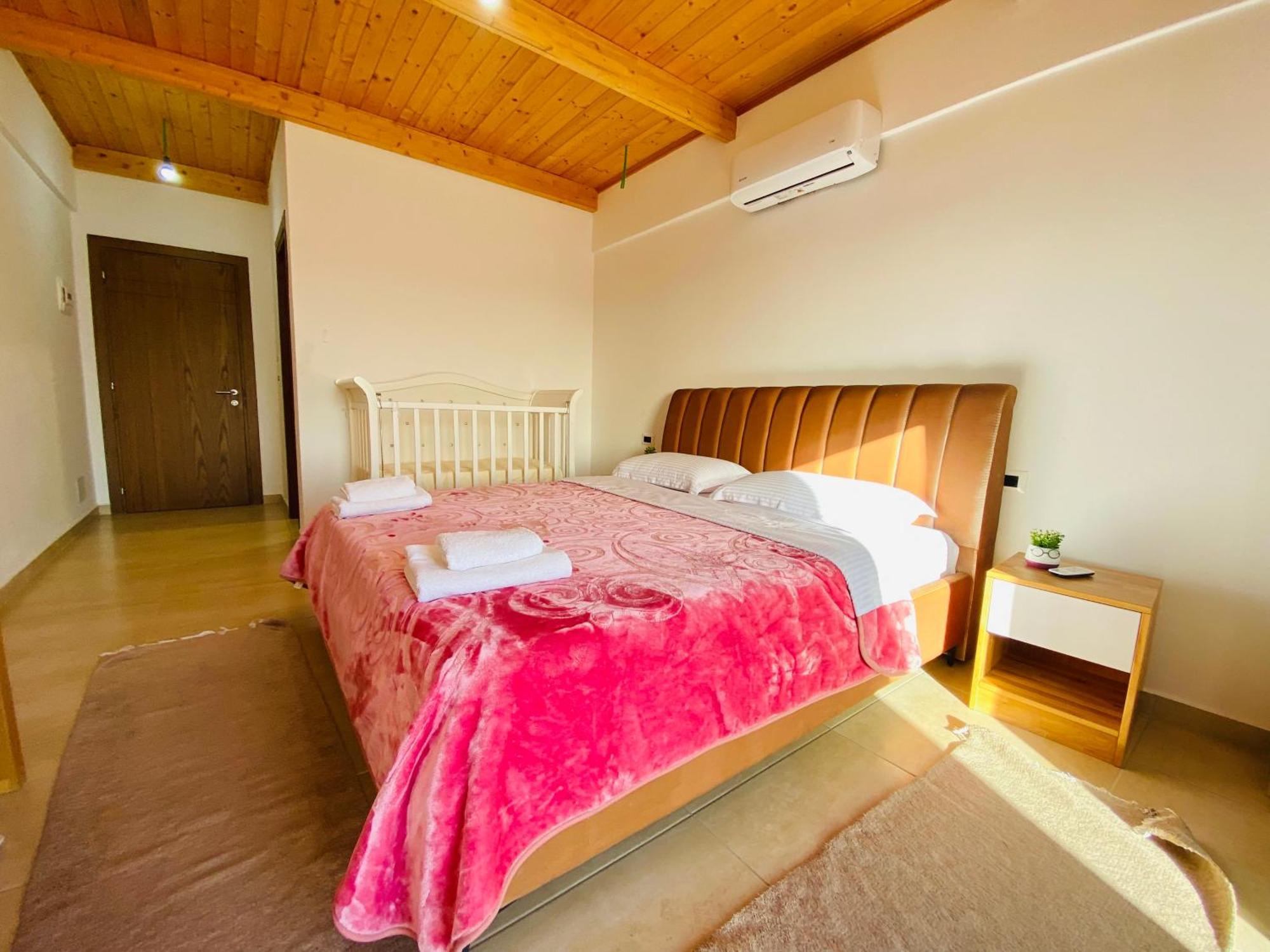 Lahuta E Vjeter Agroturizem Hotel Lac Kültér fotó