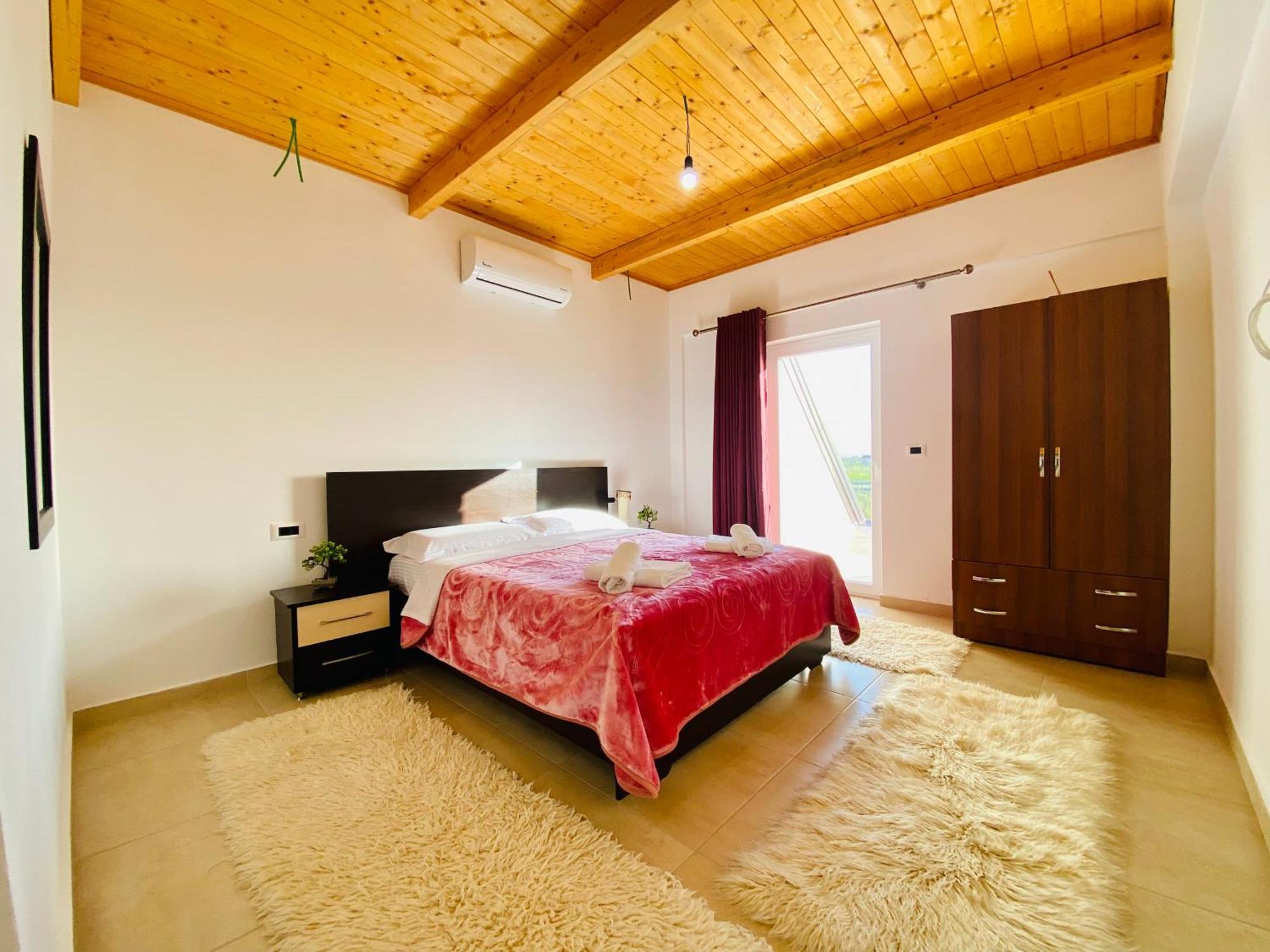 Lahuta E Vjeter Agroturizem Hotel Lac Kültér fotó