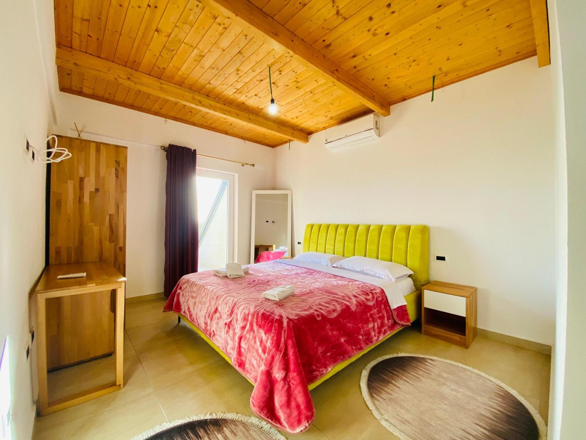 Lahuta E Vjeter Agroturizem Hotel Lac Kültér fotó